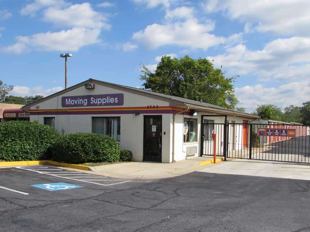 Public Storage | 3700 St Barnabas Rd, Suitland-Silver Hill, MD 20746, USA | Phone: (301) 965-0497