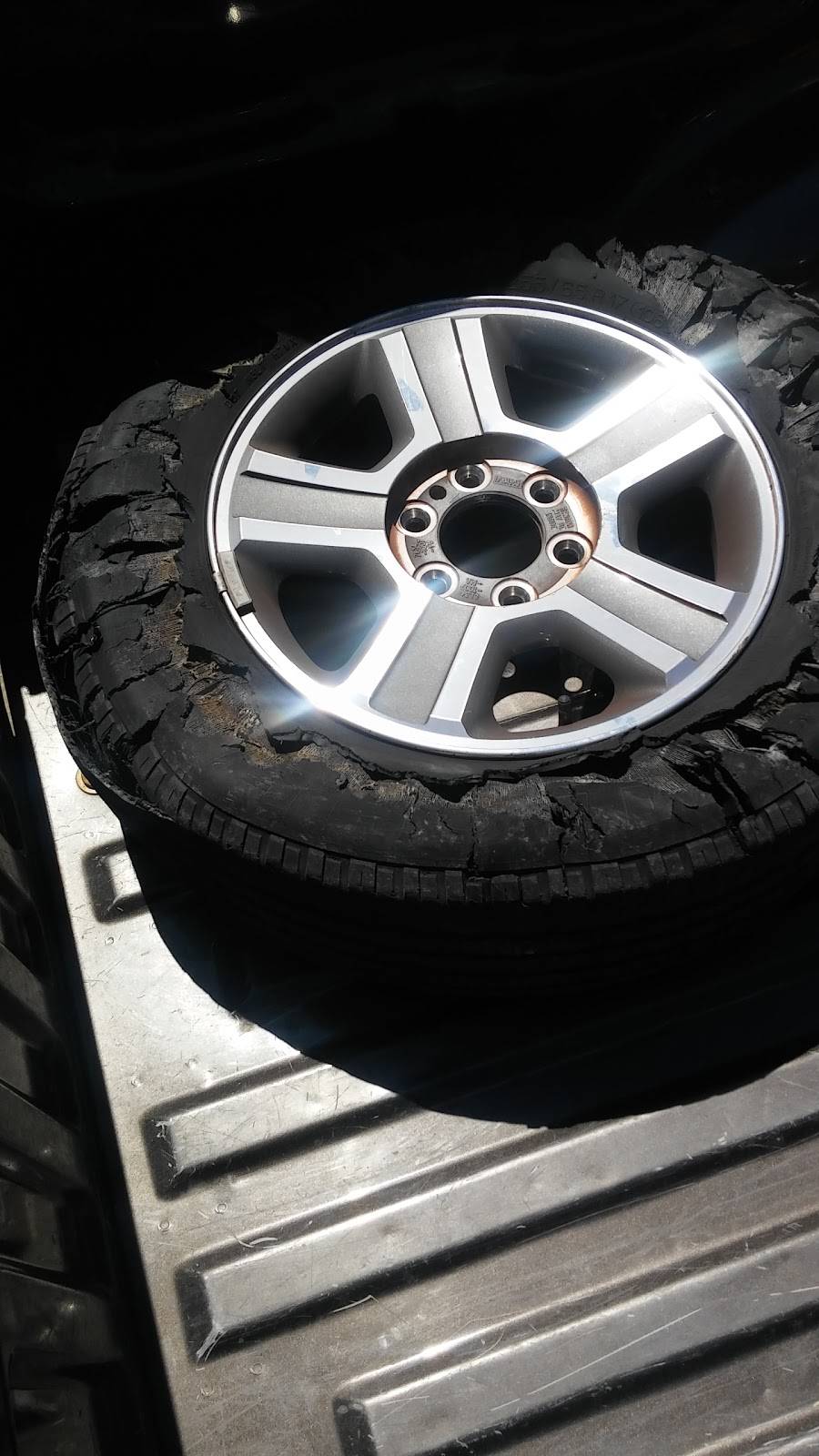 Discount Tire | 1411 W Ben White Blvd, Austin, TX 78704, USA | Phone: (512) 443-2616