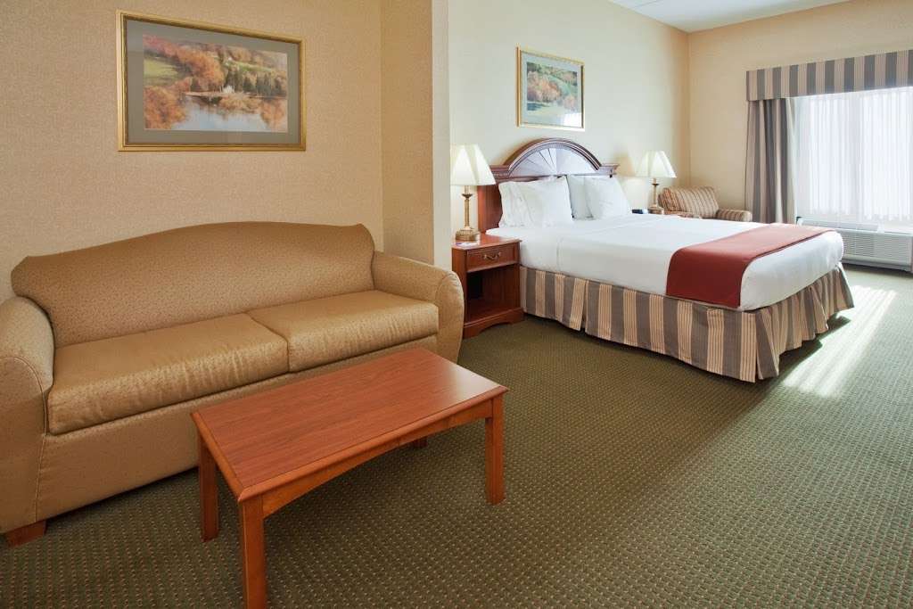 Holiday Inn Express & Suites Drums-Hazleton (I-80) | 1 Corporate Drive, Drums, PA 18222 | Phone: (570) 788-8081