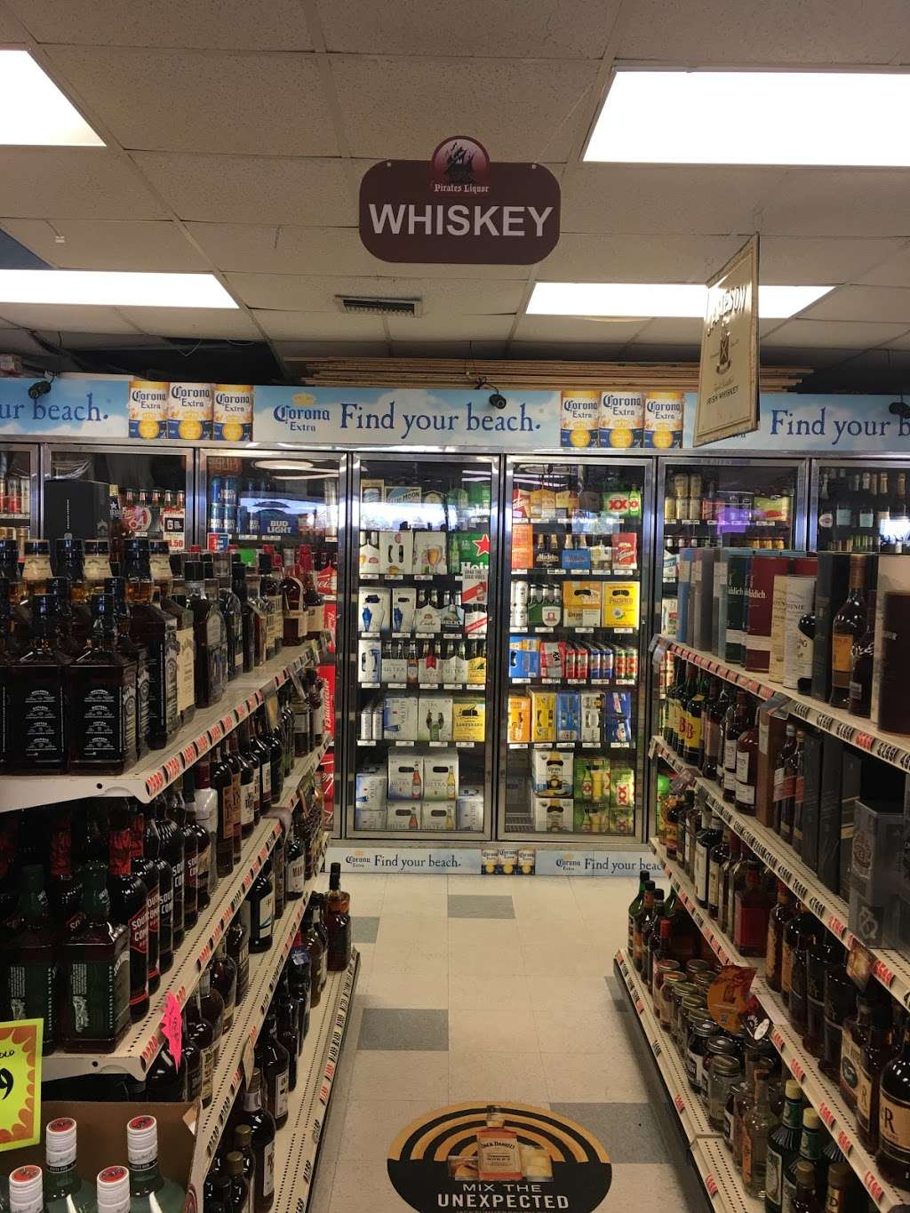 Pirates Liquor | 13712 Termini-San Luis Pass Rd, Galveston, TX 77554 | Phone: (409) 497-4556