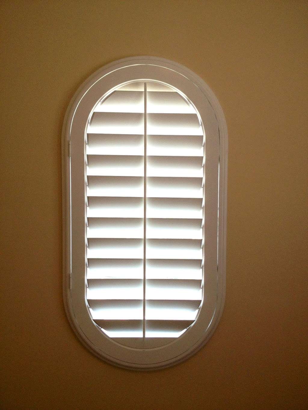 American Shutters Design | 12218 Jones Rd suite d, Houston, TX 77070, USA | Phone: (713) 265-7969