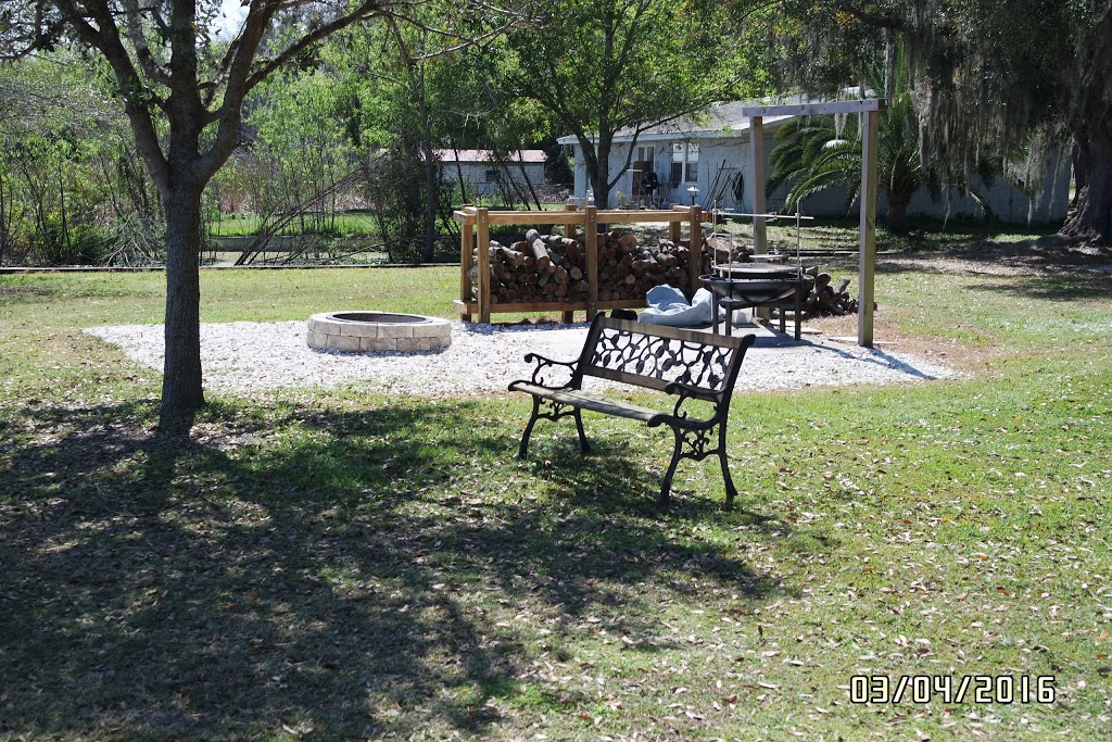 Fish Haven Lodge | 201 Fish Haven Dr, Auburndale, FL 33823, USA | Phone: (863) 984-1183