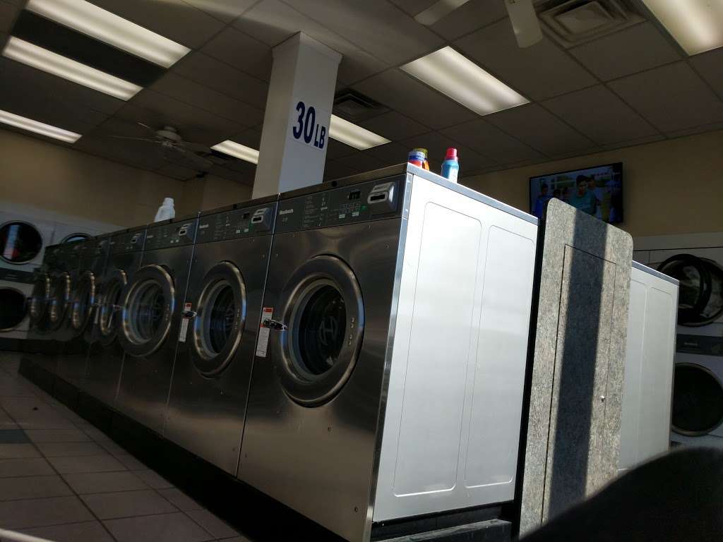 Laundry World Inc | 3039 Graham Rd, Falls Church, VA 22042, USA | Phone: (703) 560-4800