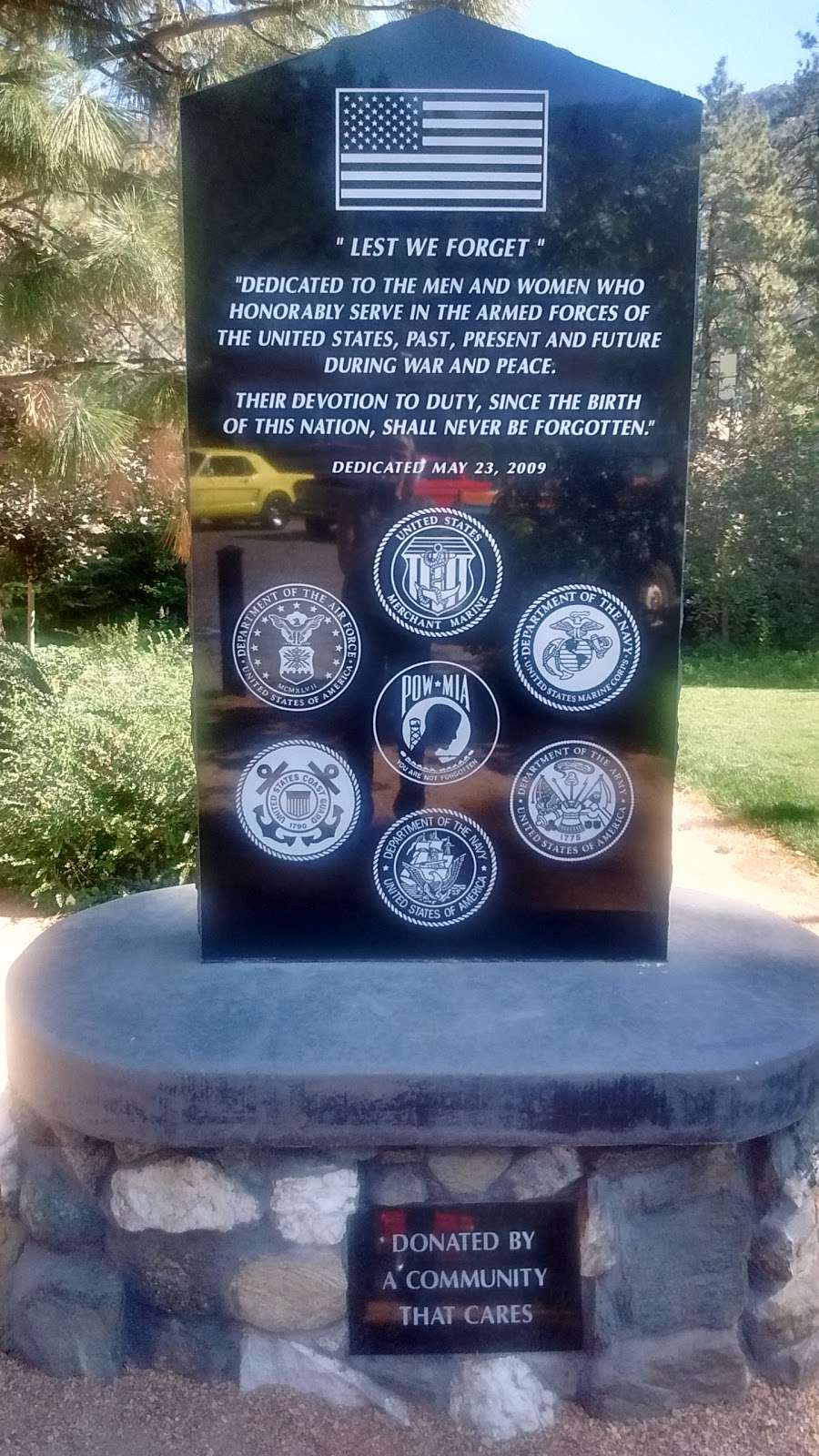 Wrightwood Veterans Memorial | 1274 Evergreen Rd, Wrightwood, CA 92397, USA