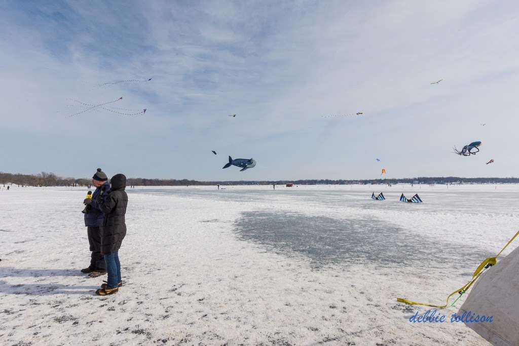 Sky Circus on Ice at Lake Lawn Resort | 2400 Geneva St, Delavan, WI 53115, USA | Phone: (800) 624-0052