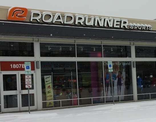 Road Runner Sports | 1807 Rockville Pike, Rockville, MD 20852, USA | Phone: (240) 292-7420