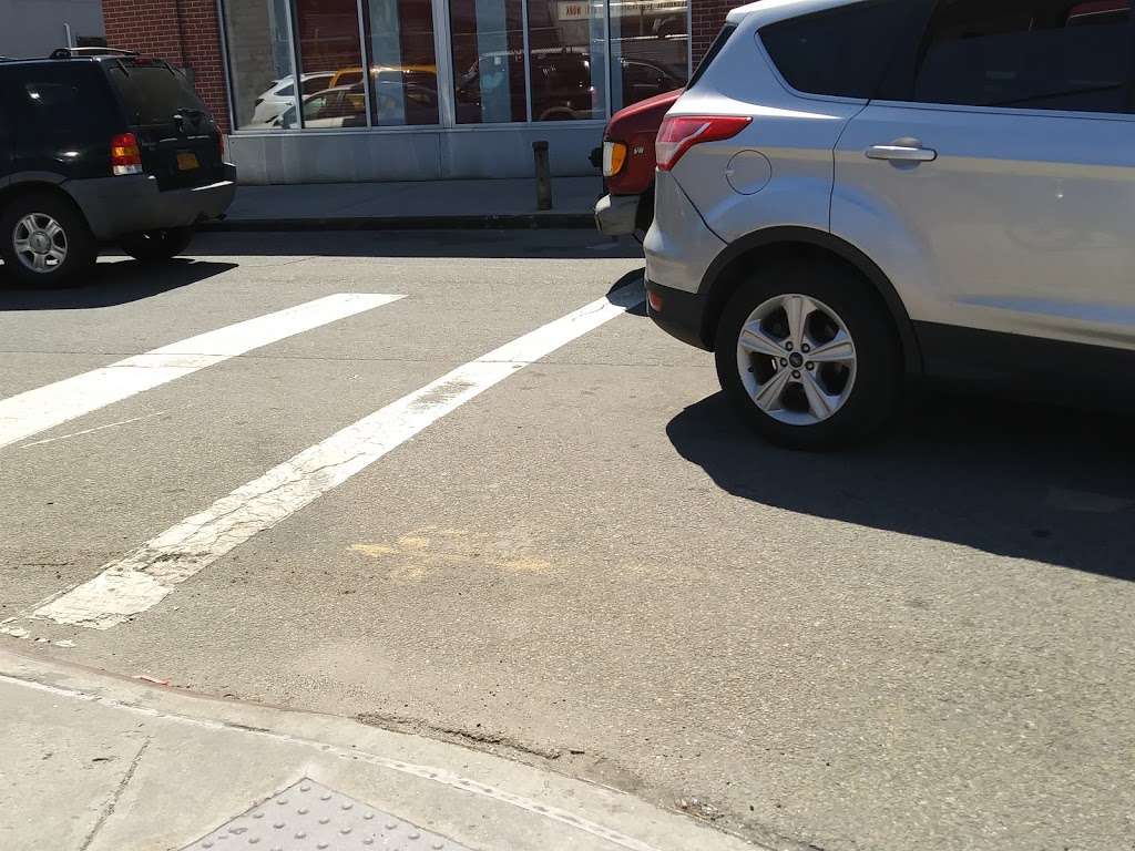 CubeSmart Self Storage in 17936 Jamaica Ave, Jamaica, NY 11432, USA