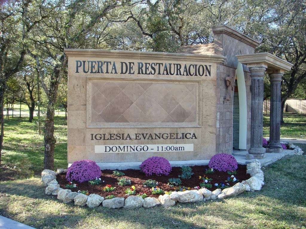 Iglesia Puerta de Restauracion | 6144 Babcock Rd, San Antonio, TX 78240, USA | Phone: (210) 561-9640