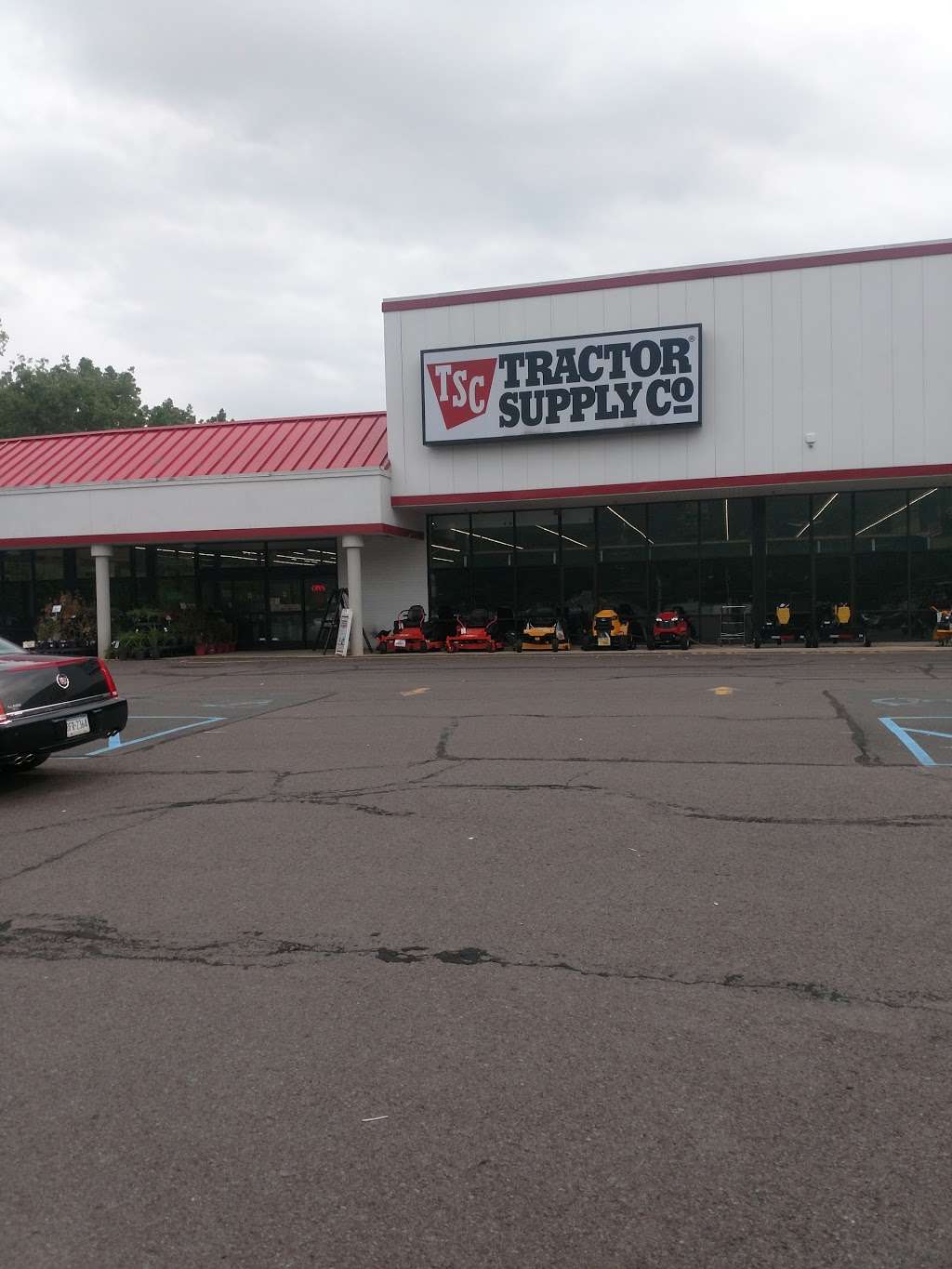 Tractor Supply Co. | 12 Rte 6 Plz, Tunkhannock, PA 18657, USA | Phone: (570) 836-8376