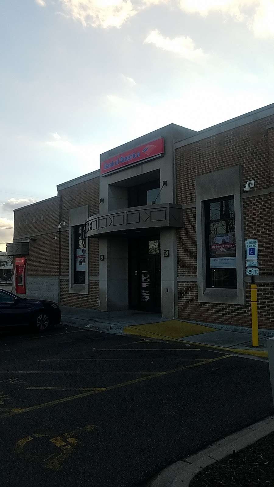 Bank of America Financial Center | 8422 W Lawrence Ave, Norridge, IL 60706, USA | Phone: (708) 456-2146