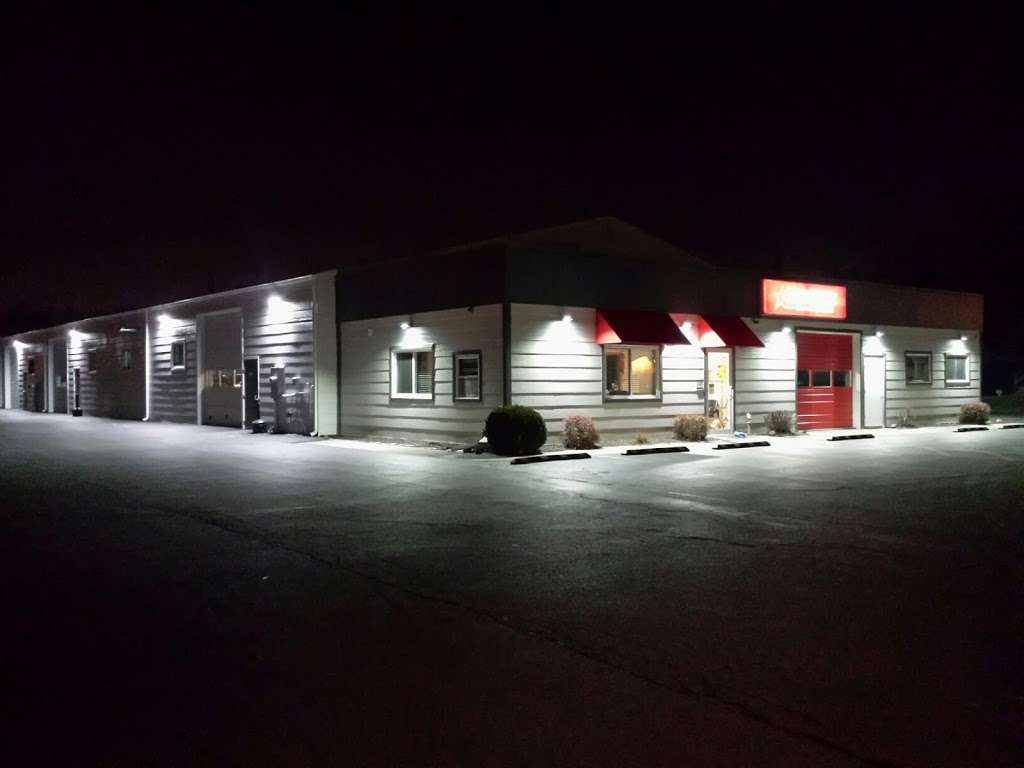 CARSTAR Liss Auto Body | 1020 E Summit St, Crown Point, IN 46307, USA | Phone: (219) 663-0989