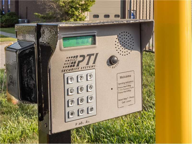 Extra Space Storage | 578 Federal Rd, Brookfield, CT 06804, USA | Phone: (203) 775-7115