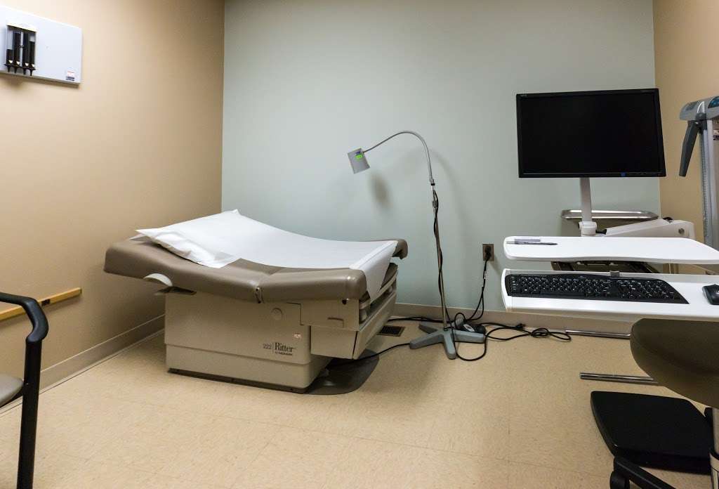 Inova Urgent Care Center - Purcellville | 740 E Main St, Purcellville, VA 20132, USA | Phone: (540) 338-4995