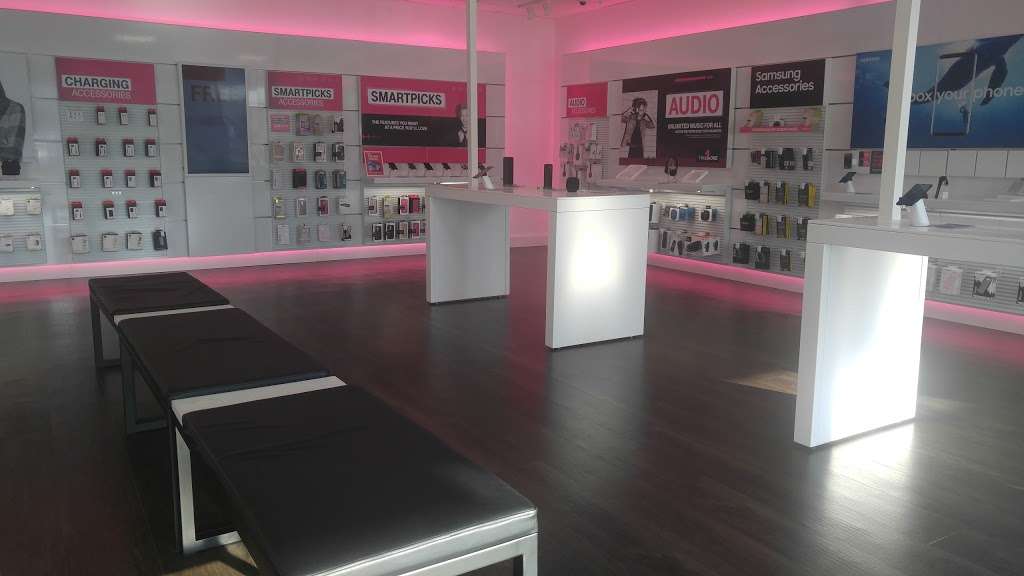 T-Mobile | 68 Washington St, Attleboro, MA 02703, USA | Phone: (508) 915-6117