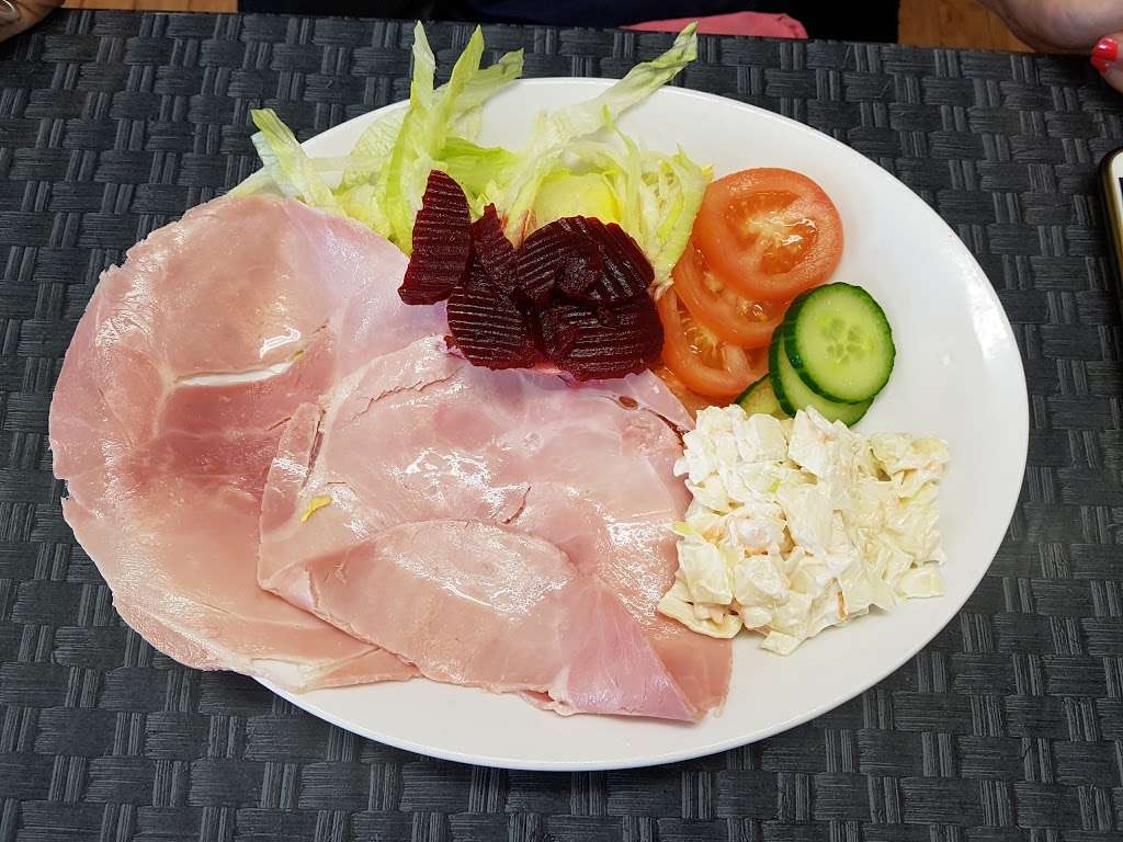Spitfire Cafe | 154A Main Rd, Biggin Hill, Westerham TN16 3BA, UK | Phone: 01959 571676