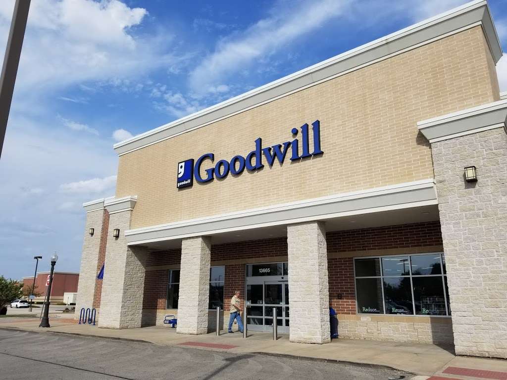 Goodwill Store & Donation Center | 13665 IL-59, Plainfield, IL 60544, USA | Phone: (815) 254-2661