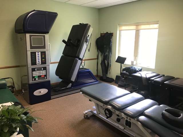 Spinal Rehabilitation Center of Lake Geneva/Disc Centers of Amer | 800 Geneva Pkwy N N #102, Lake Geneva, WI 53147, USA | Phone: (262) 248-4105