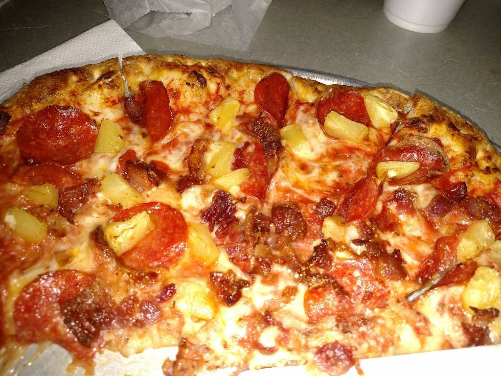 Louies Pizza | 4815 Barnes Rd, Colorado Springs, CO 80917, USA | Phone: (719) 591-5241