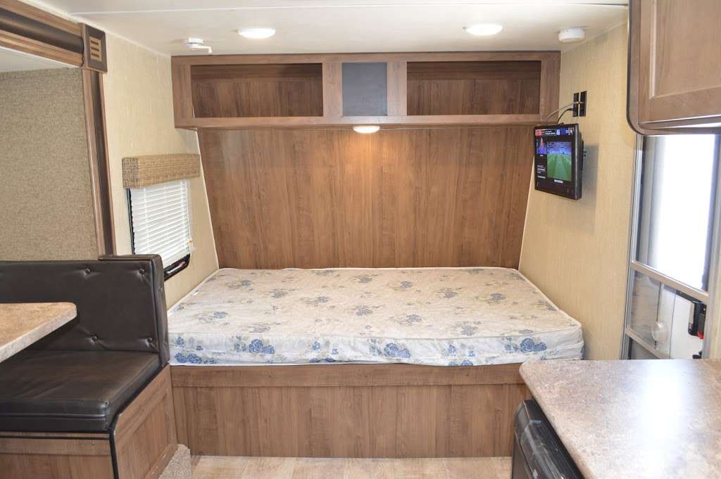 American Dream Vacations - RV Rentals and Sales | 16712 North Fwy, Houston, TX 77090 | Phone: (281) 872-9200