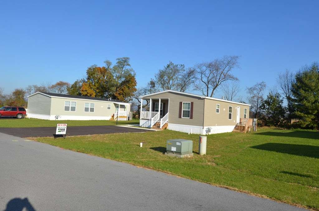 Maizefield Manufactured Home Community | 500 Municipal Dr, Shippensburg, PA 17257, USA | Phone: (717) 530-0132