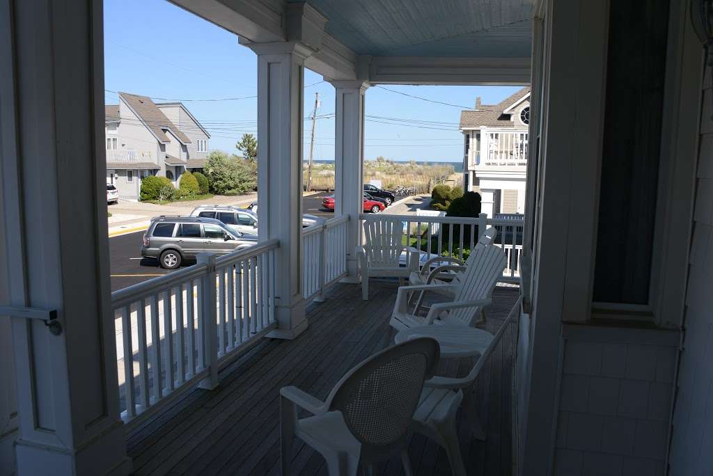 Pebbles Beach House Rental | 9400 1st Ave, Stone Harbor, NJ 08247, USA | Phone: (609) 368-2203