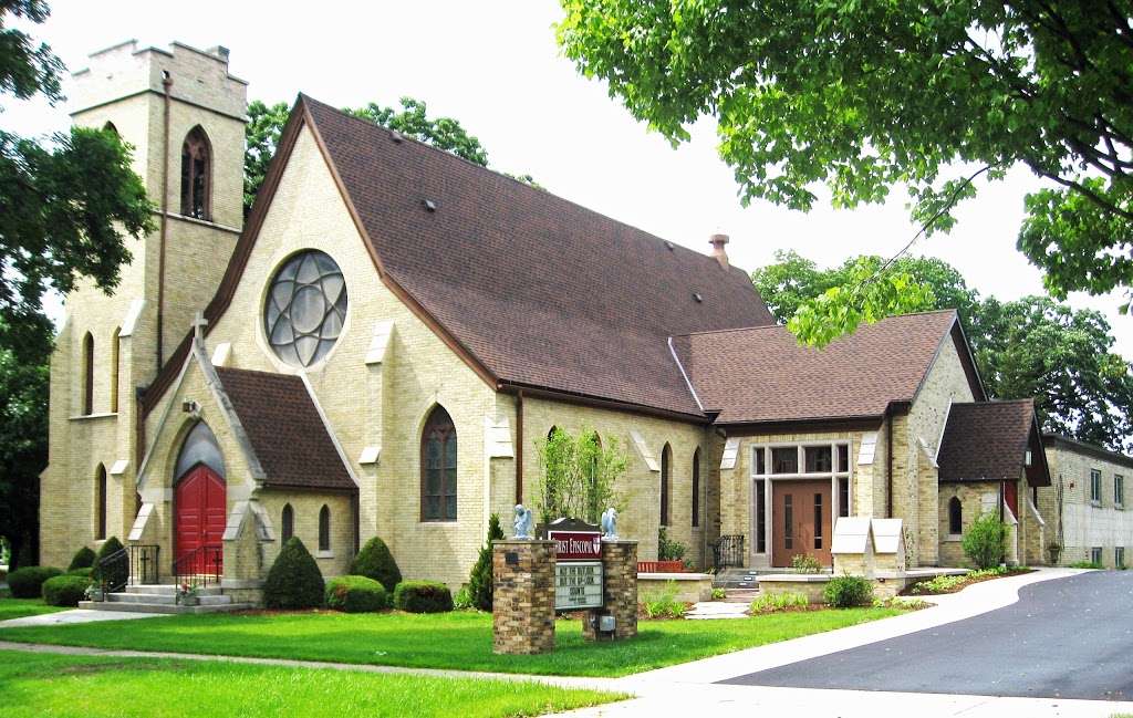 Christ Episcopal Church | 503 E Walworth Ave, Delavan, WI 53115, USA | Phone: (262) 728-5292