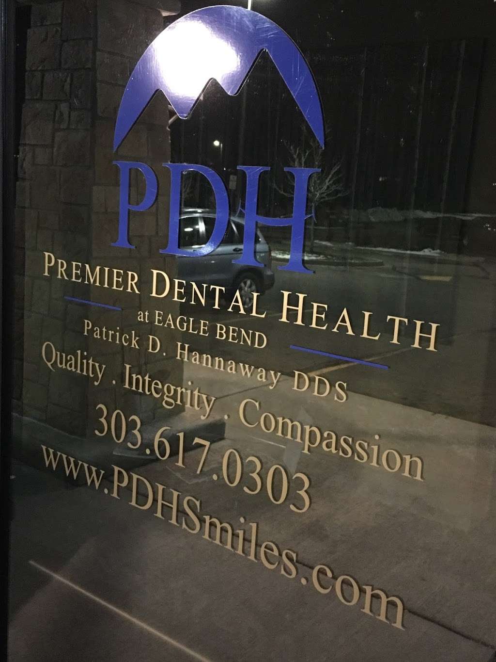 Premier Dental Health at Eagle Bend | 22651 E Aurora Pkwy Suite A5, Aurora, CO 80016, USA | Phone: (303) 617-0303