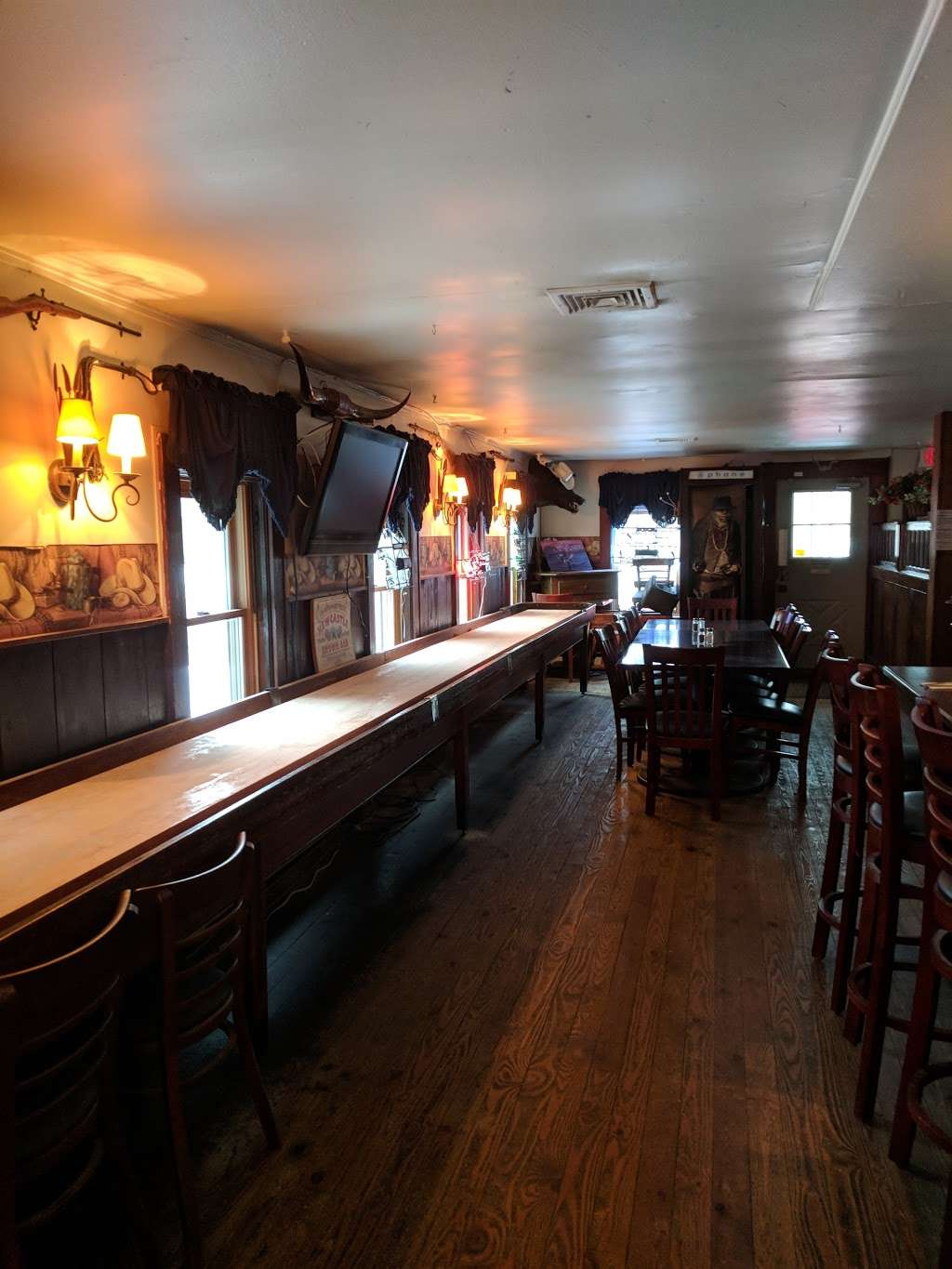 Village Saloon | 712 Woodport Rd, Sparta Township, NJ 07871 | Phone: (973) 729-5110