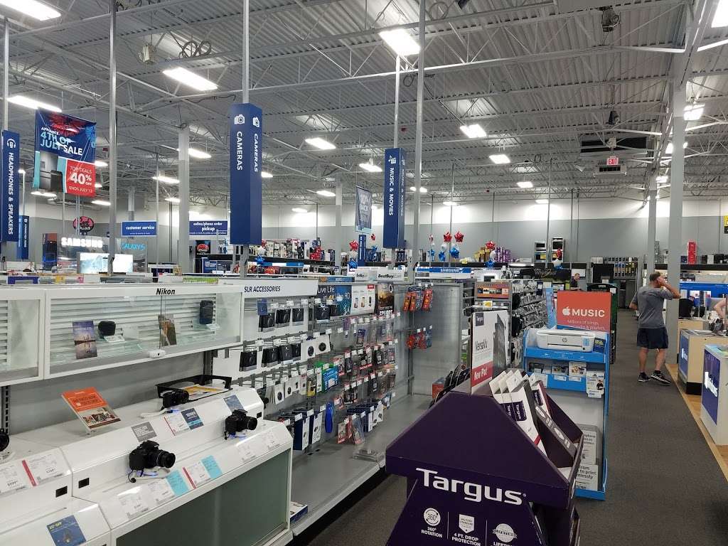 Best Buy | 17200 Mercantile Blvd, Noblesville, IN 46060, USA | Phone: (317) 776-4643