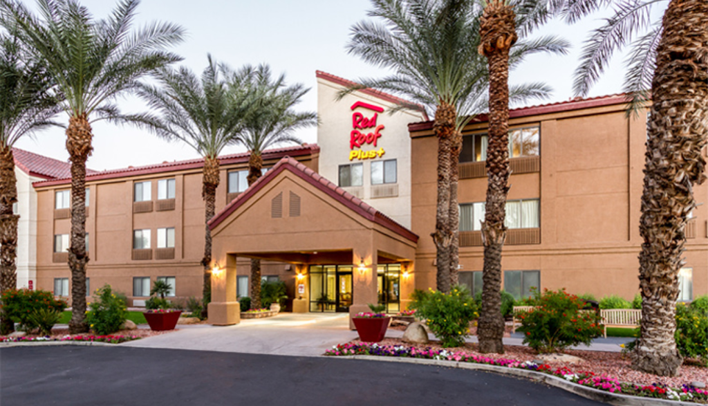 Red Roof PLUS+ Tempe - Phoenix Airport | 2135 W 15th St, Tempe, AZ 85281, USA | Phone: (480) 449-3205