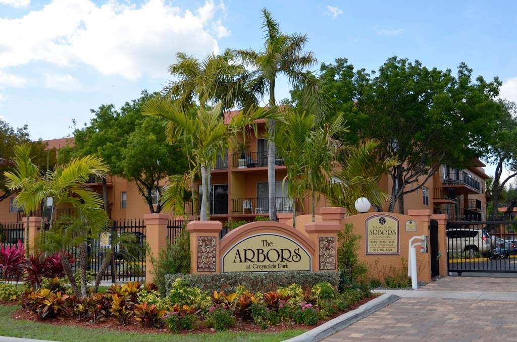 The Arbors at Greynolds Park Apartments | 2375 NE 173rd St, North Miami Beach, FL 33160, USA | Phone: (855) 327-8986