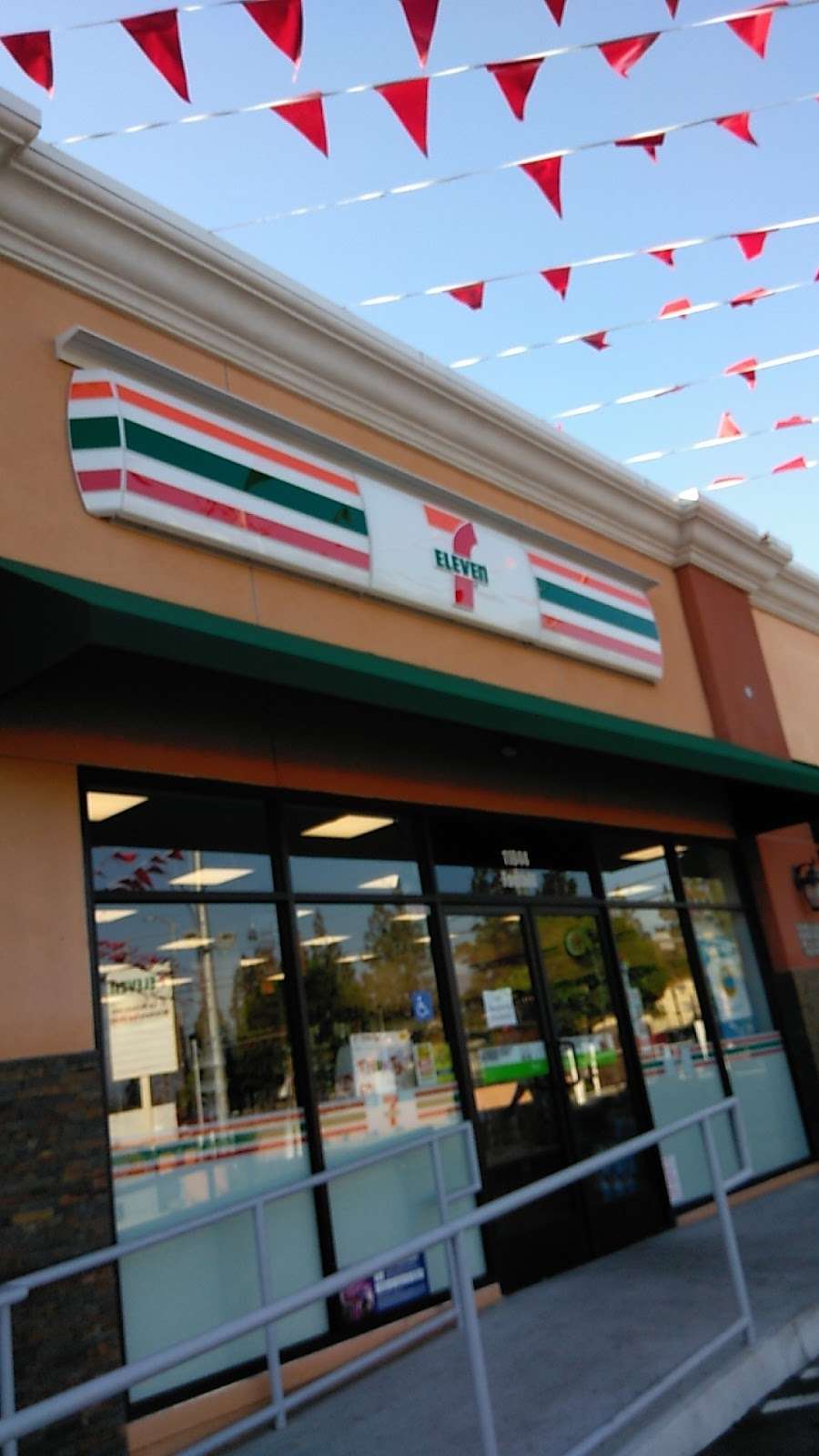 7-Eleven | 11844 Foothill Blvd, Sylmar, CA 91342, USA | Phone: (747) 227-3111