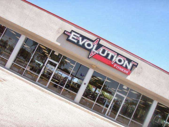 Evolution Fitness | 13331 Lincoln Plaza Way, Cedar Lake, IN 46303, USA | Phone: (219) 232-4918