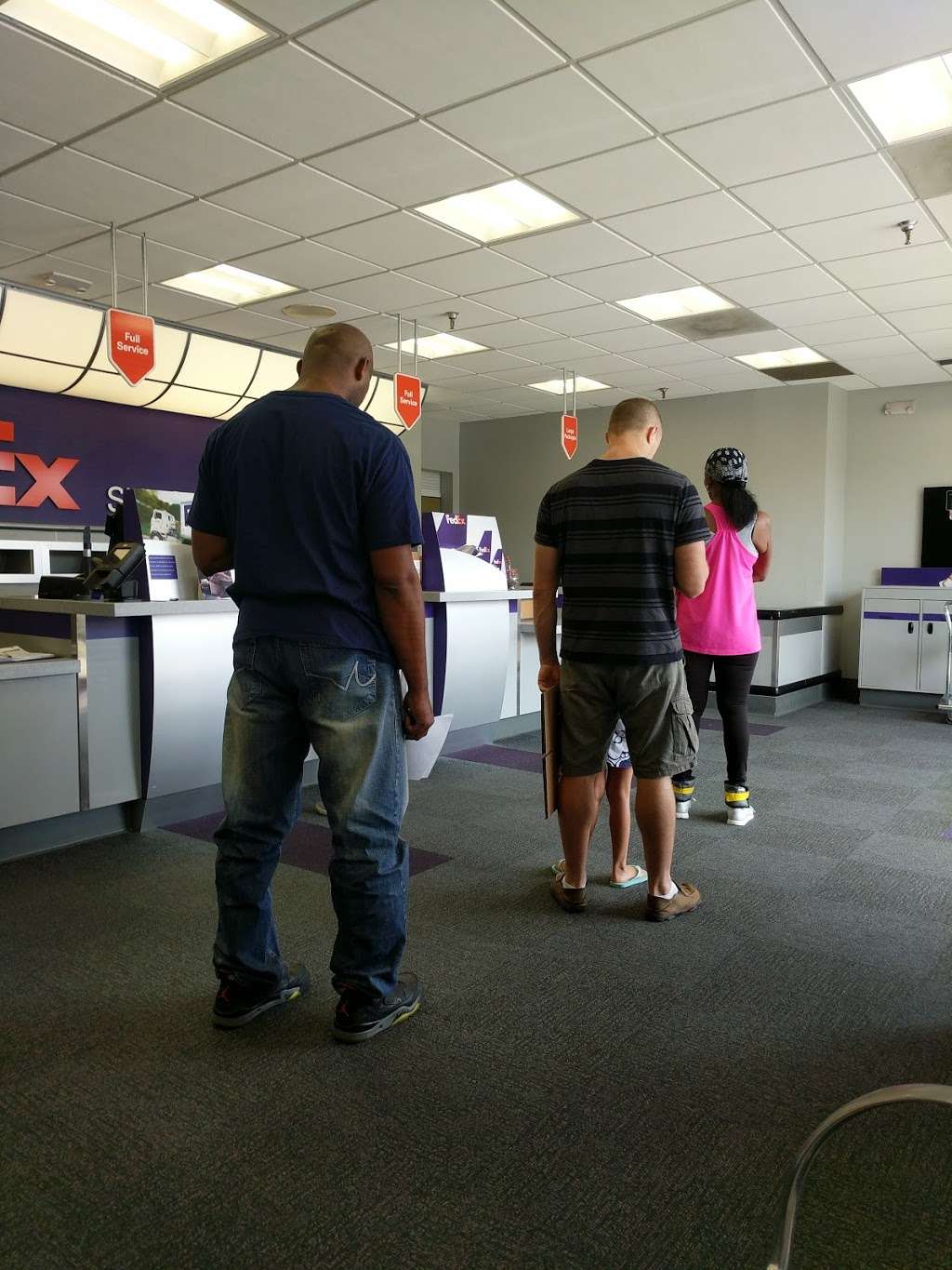 FedEx Ship Center | 2795 Holly Hall St, Houston, TX 77054, USA | Phone: (800) 463-3339