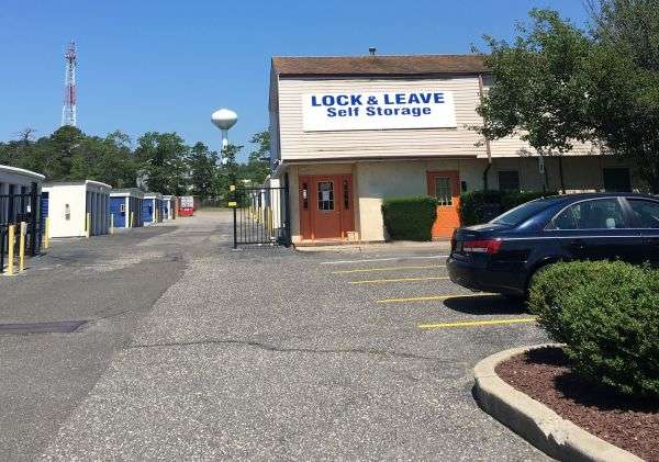 Lock and Leave Self Storage | 800 N Main St, Manahawkin, NJ 08050, USA | Phone: (609) 597-1090