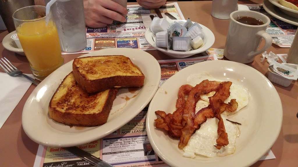 Lakeside Diner | 429 Lacey Rd # B, Forked River, NJ 08731 | Phone: (609) 971-2627