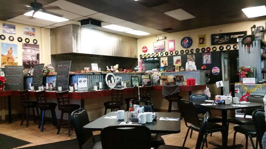 Stevie Dees Cafe | 8015 Archibald Ave, Rancho Cucamonga, CA 91730, USA | Phone: (909) 948-0220