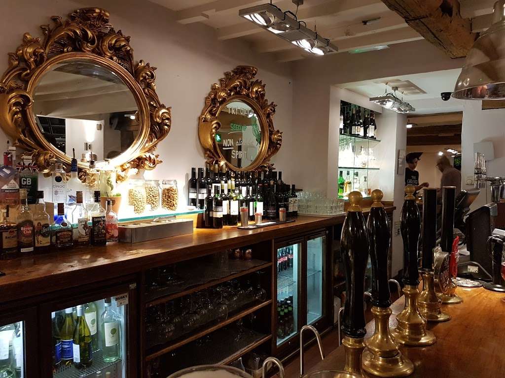 The Orange Tree | 7 Totteridge Village, Totteridge, London N20 8NX, UK | Phone: 020 8343 7031