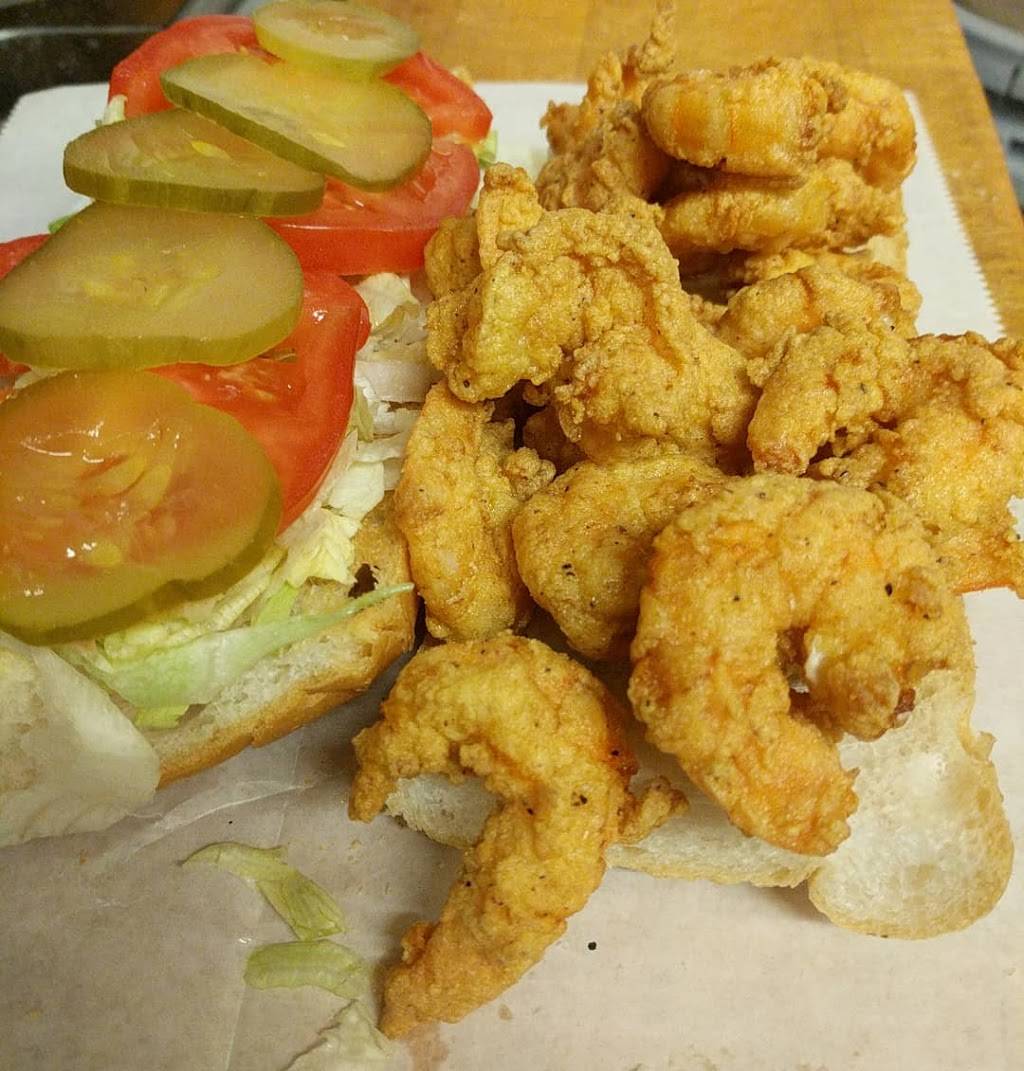 Lakeview Burgers and Seafood | 872 Harrison Ave, New Orleans, LA 70124, USA | Phone: (504) 289-1032