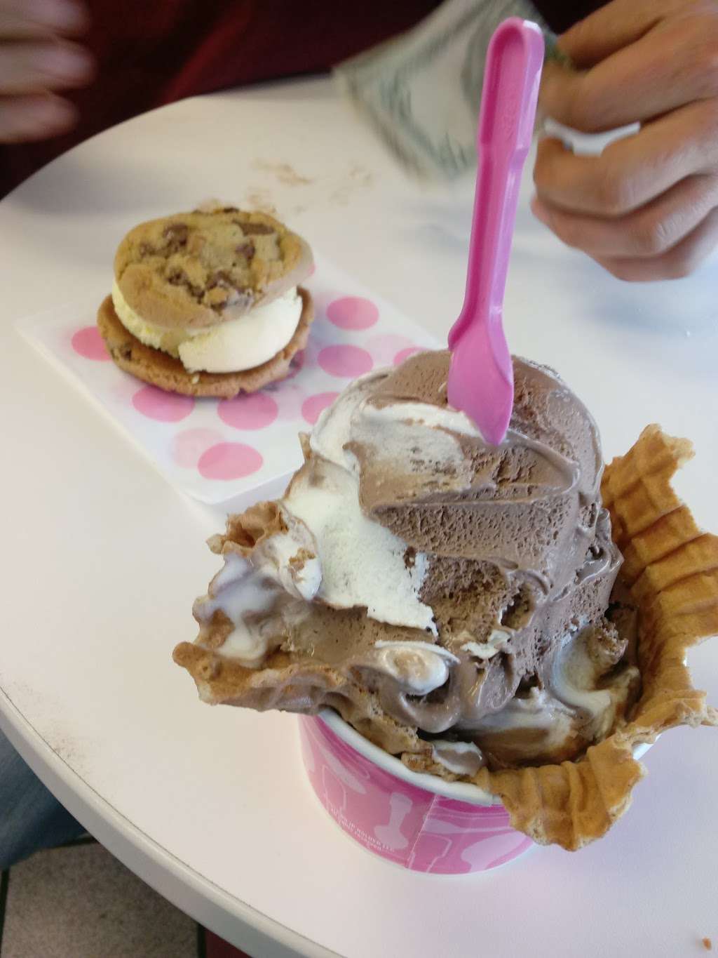 Baskin-Robbins | 12625 Frederick St, Ste W3, Moreno Valley, CA 92553, USA | Phone: (951) 653-3310