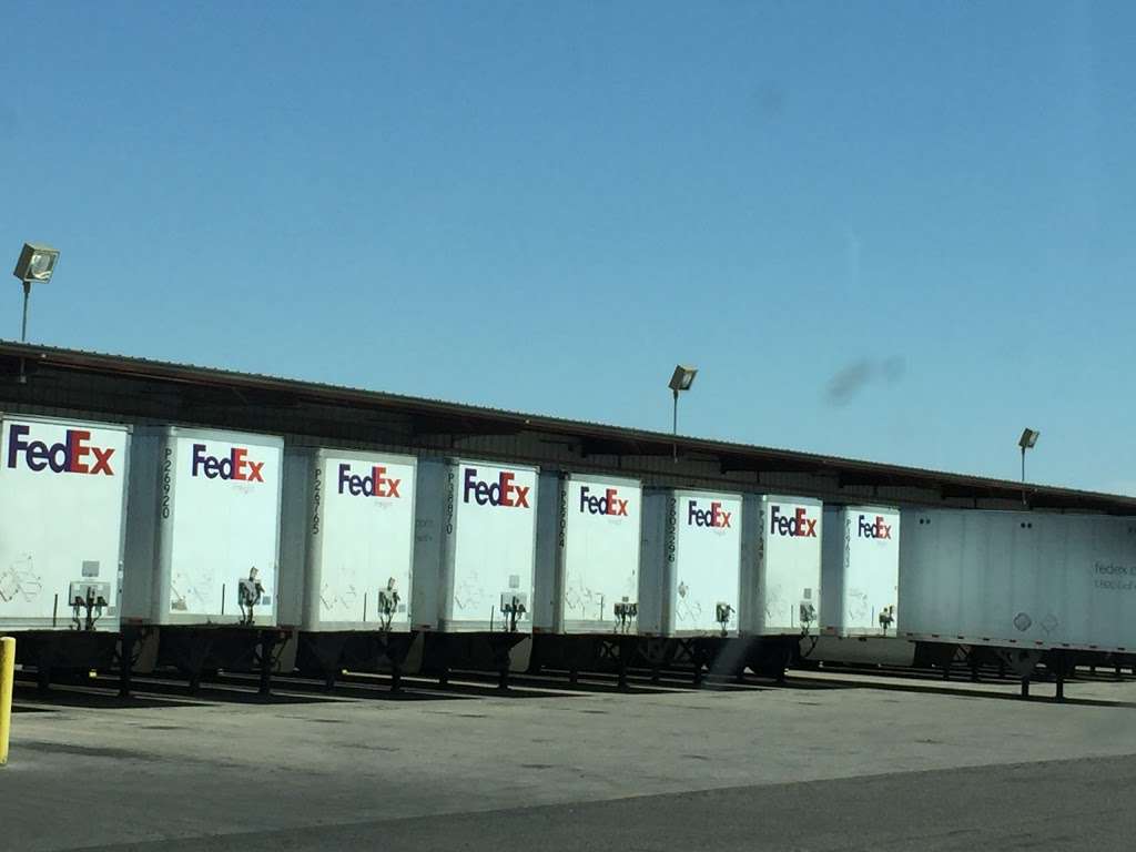 FedEx Freight | 5620 W Lower Buckeye Rd, Phoenix, AZ 85043 | Phone: (888) 465-5643