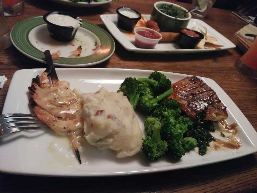 Applebees Grill + Bar | 1650 Tappahannock Blvd, Tappahannock, VA 22560, USA | Phone: (804) 443-0361