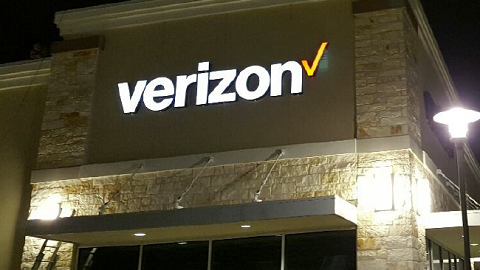 Verizon Authorized Retailer – Cellular Sales | 2570 Pearland Pkwy Ste 186, Pearland, TX 77581, USA | Phone: (832) 230-3935
