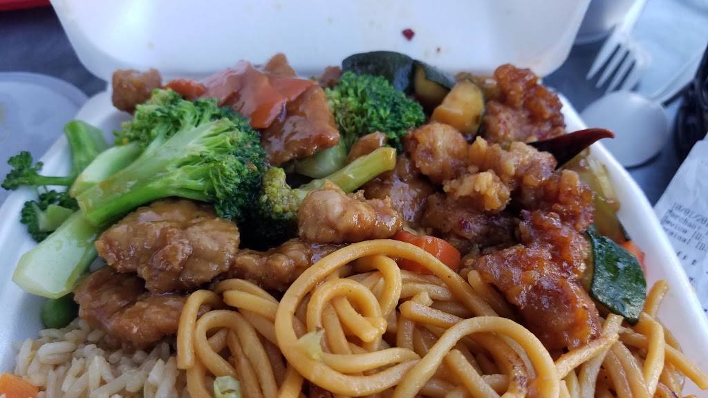 Jumbo Wok | 20224 Pioneer Blvd, Cerritos, CA 90703 | Phone: (562) 860-5025