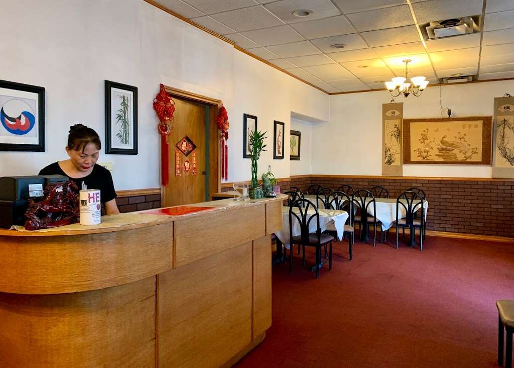 Uncle Wongs | 122 E Bluff St, Marseilles, IL 61341, USA | Phone: (815) 795-2618