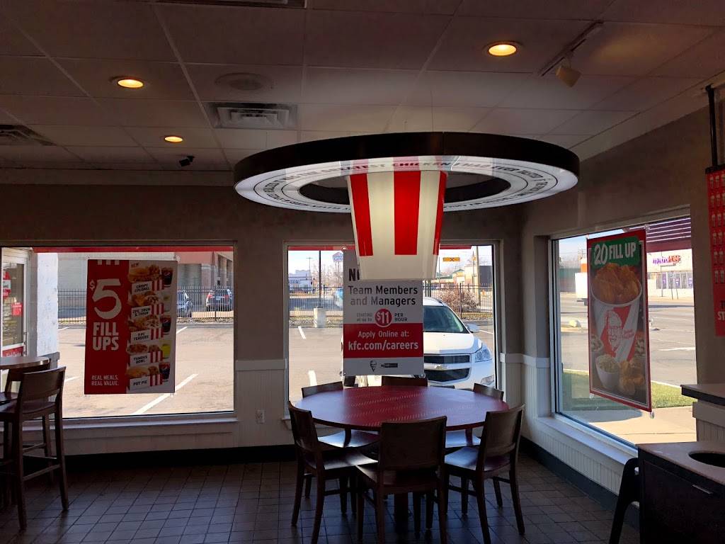 KFC | 2601 W Davison Avenue, Detroit, MI 48238, USA | Phone: (313) 867-7270