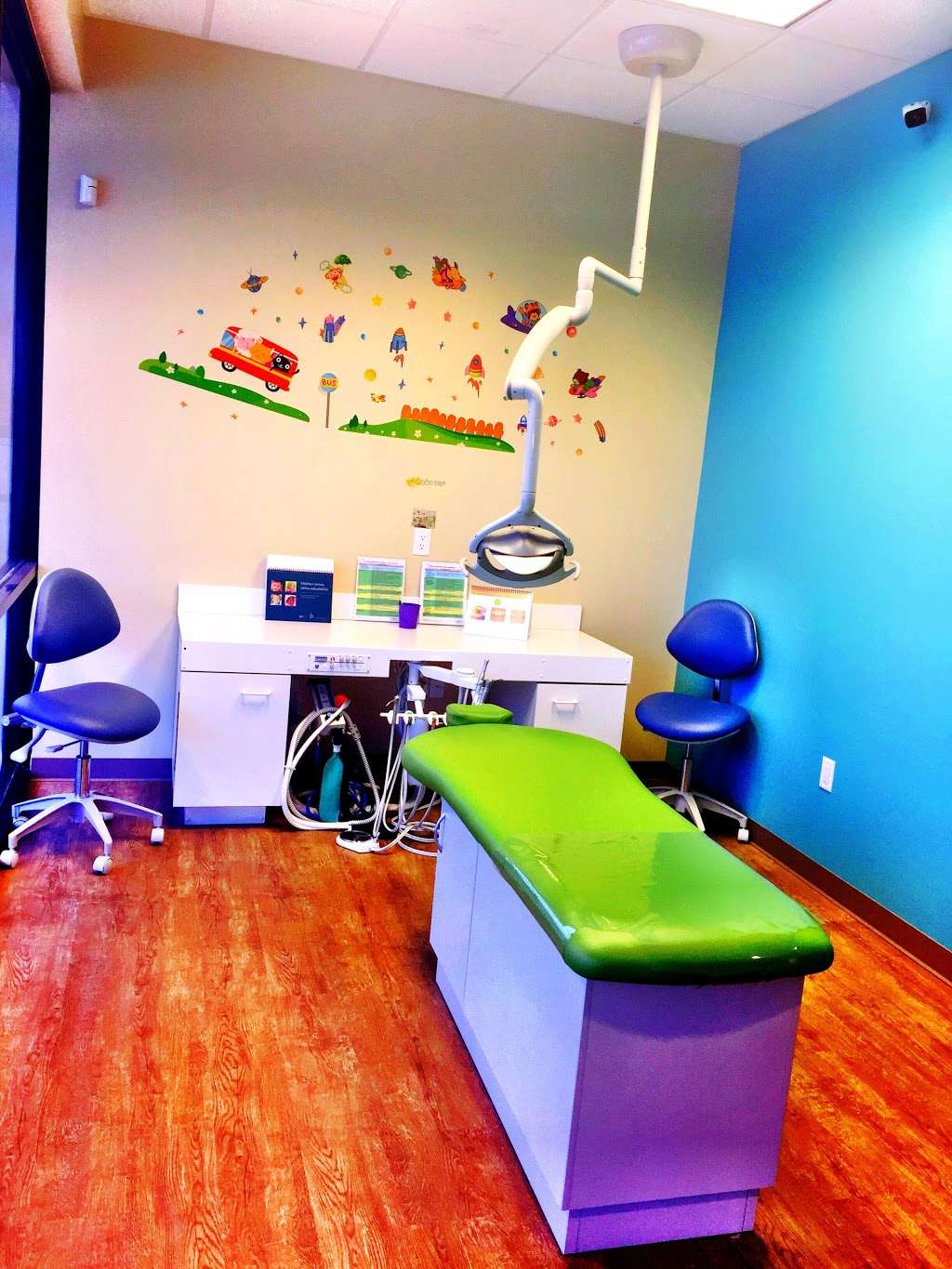 Galactic Smiles Pediatric Dental Specialist and Early Orthodonti | 9701 N Sam Houston Pkwy E #160, Humble, TX 77396, USA | Phone: (832) 225-6925