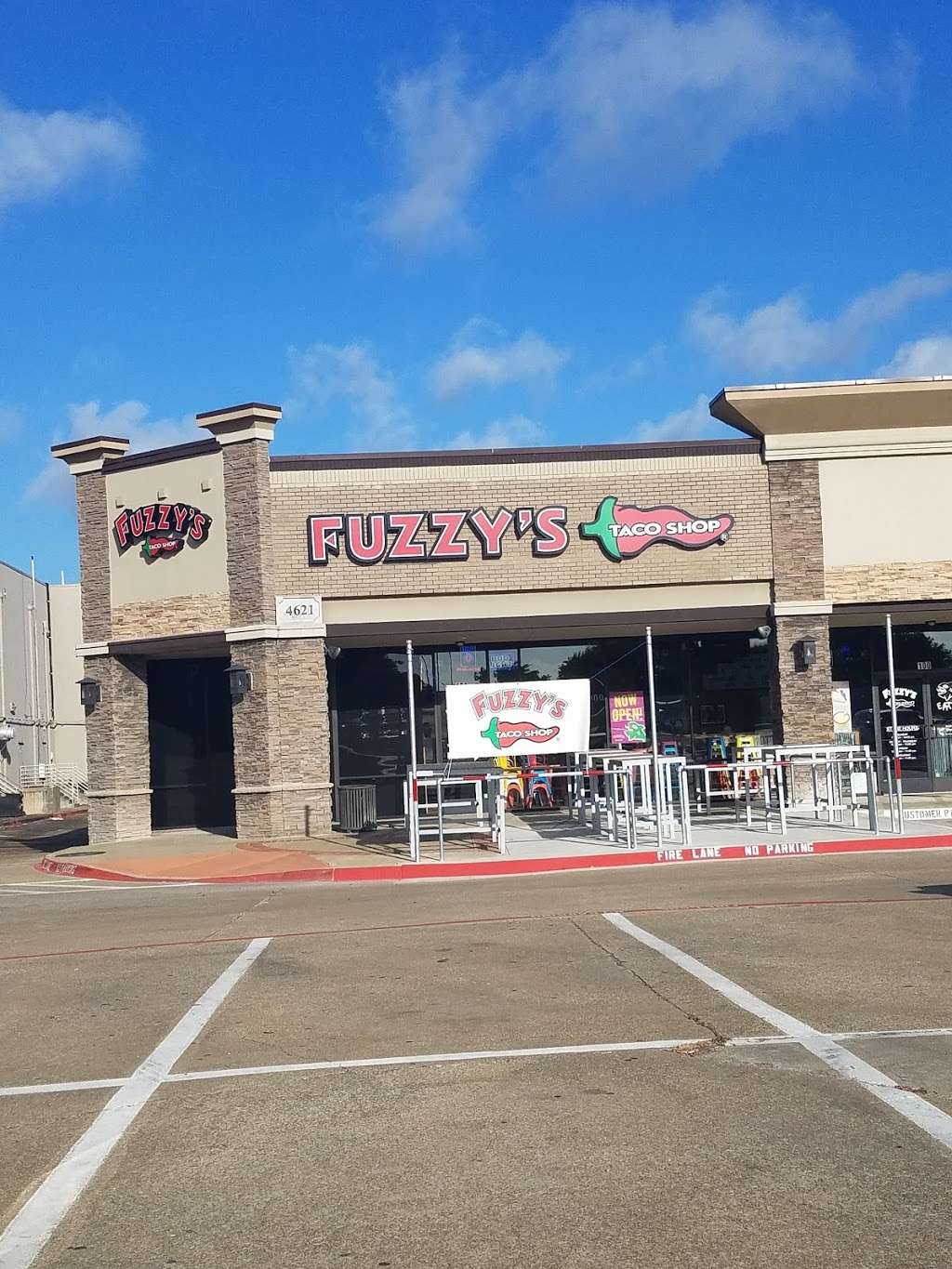 Fuzzys Taco Shop | 4621 W Park Blvd #100, Plano, TX 75093, USA | Phone: (469) 969-0222