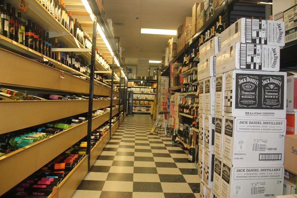 Wine World | 400 Lacey Rd, Manchester Township, NJ 08759, USA | Phone: (732) 350-7000