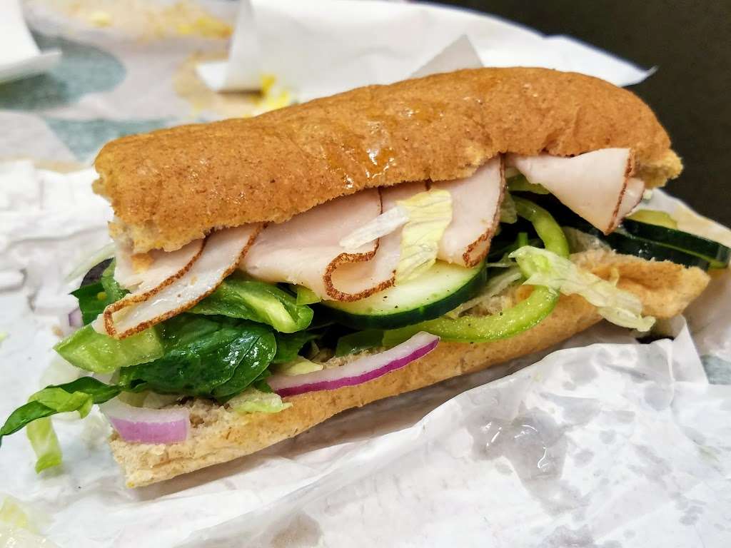 Subway | 2824 Lenwood Rd, Barstow, CA 92311, USA | Phone: (760) 590-1340